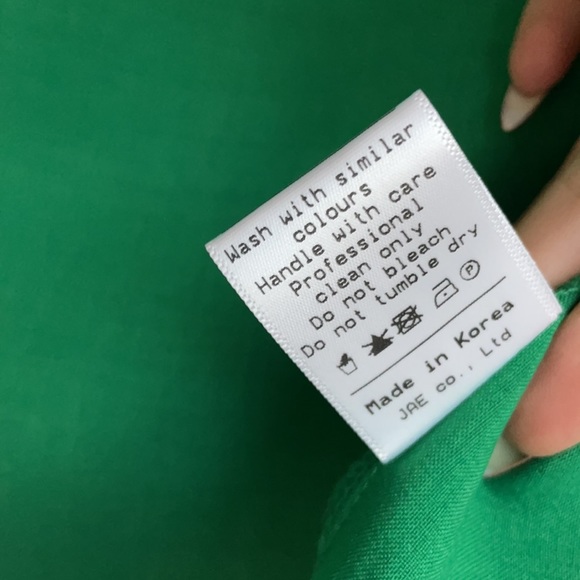 Set (shirt & shorts) - Picture 6 of 11